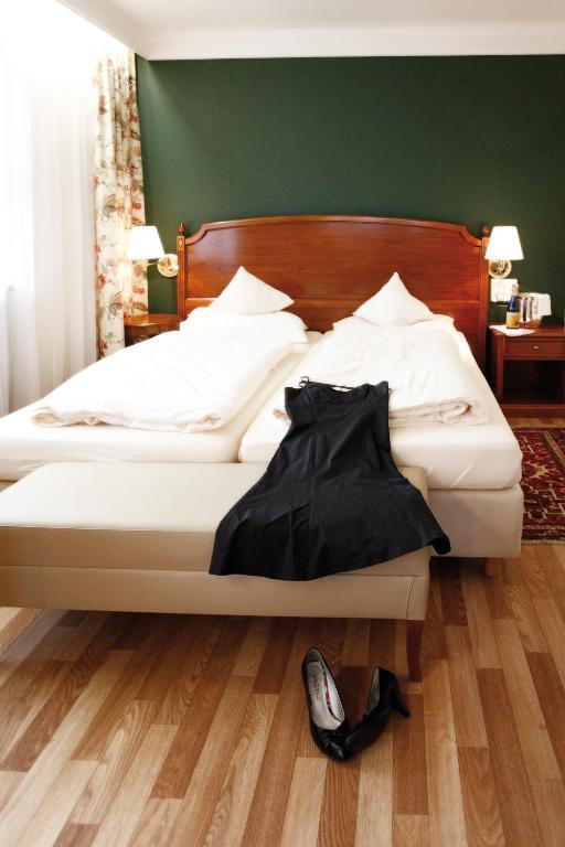 Hotel Quellenhof Бад Бирнбах Екстериор снимка