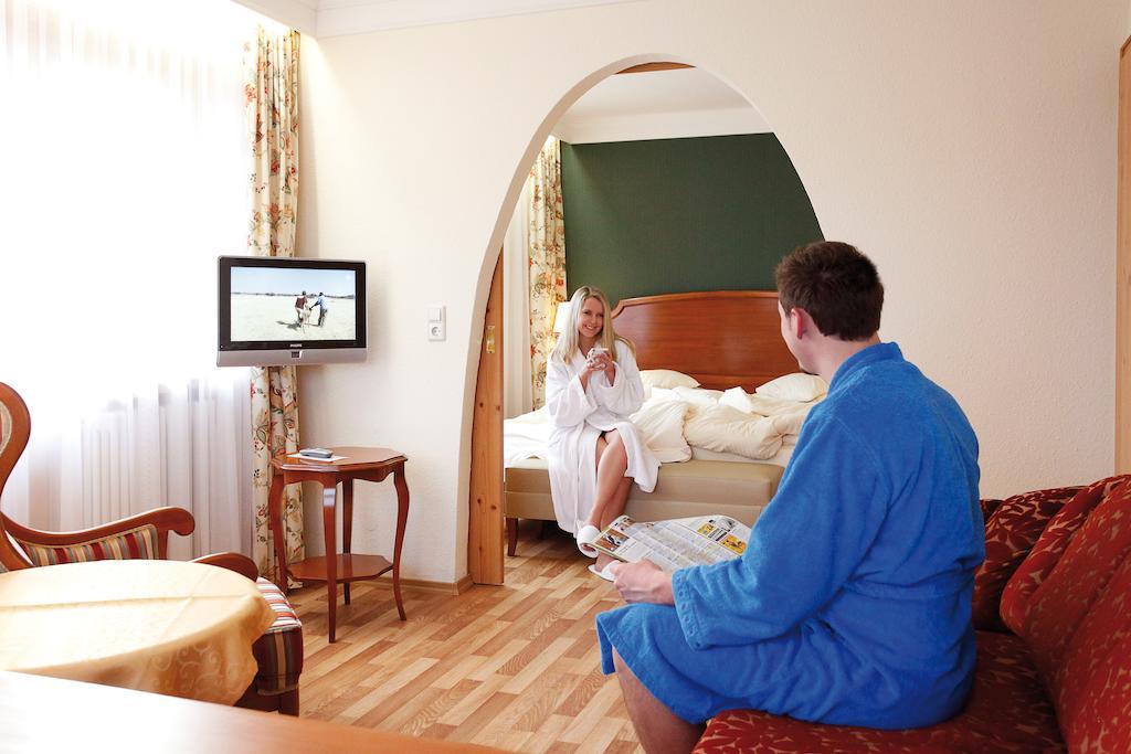Hotel Quellenhof Бад Бирнбах Екстериор снимка