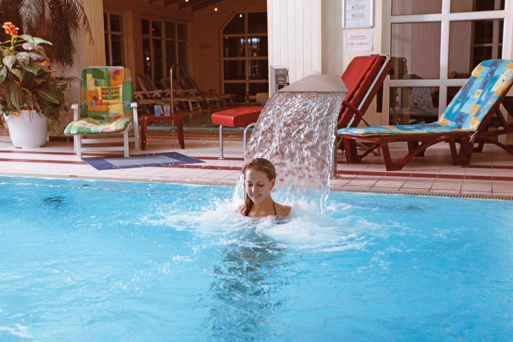 Hotel Quellenhof Бад Бирнбах Екстериор снимка
